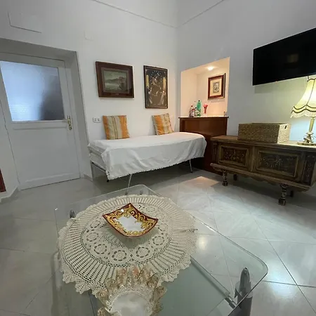 Gemelle Apartment Maiori